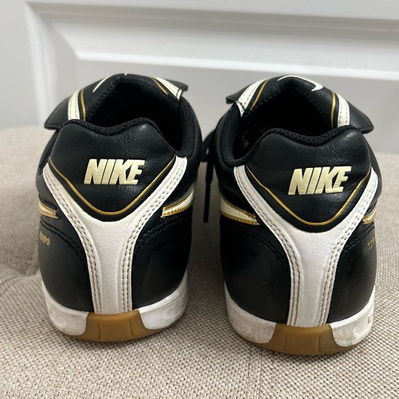 Nike Mens Tiempo Natural III IC 366206-018 Black Running Shoes Lace Up Size 7 - Picture 10 of 12